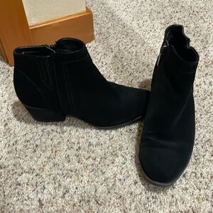 Blondo black rain booties